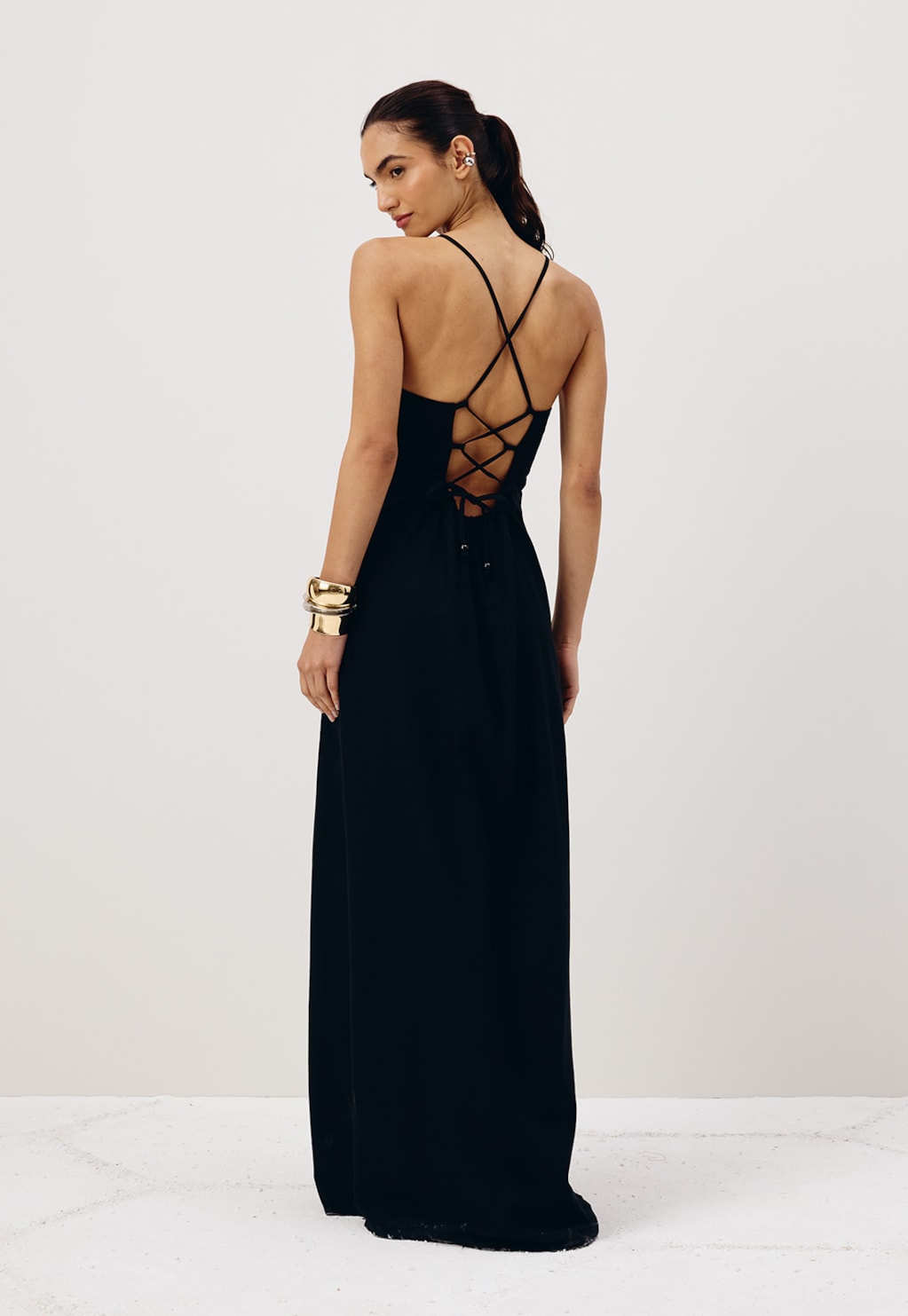 Vestido Longo Bordado Palmeira