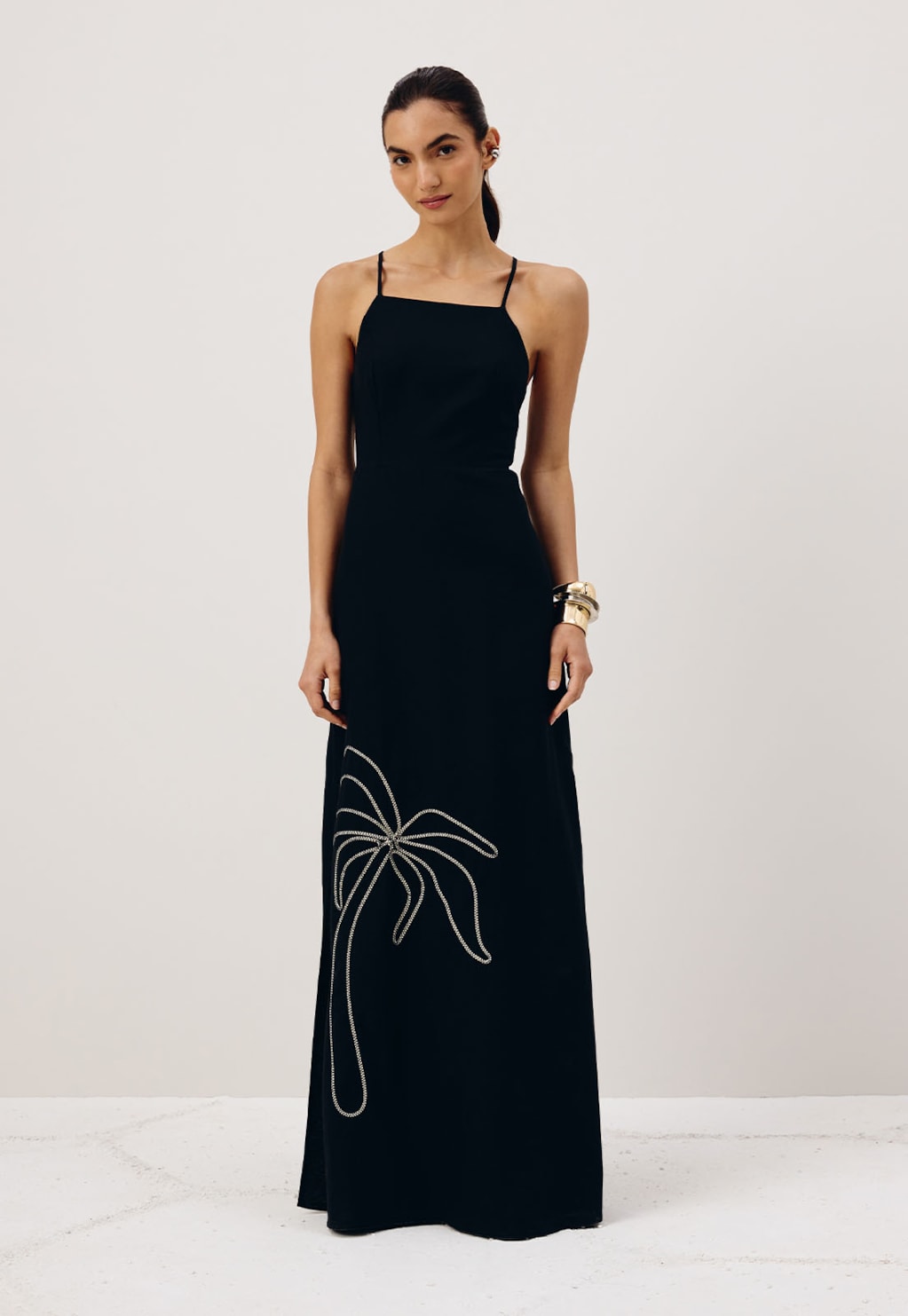 Vestido Longo Bordado Palmeira