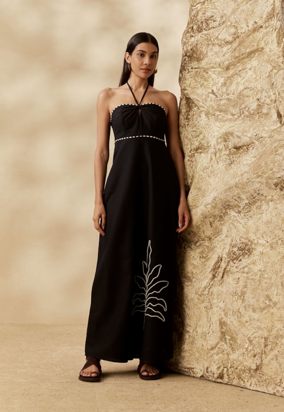 Vestido Longo Bordado Palmeira Vista Frontal