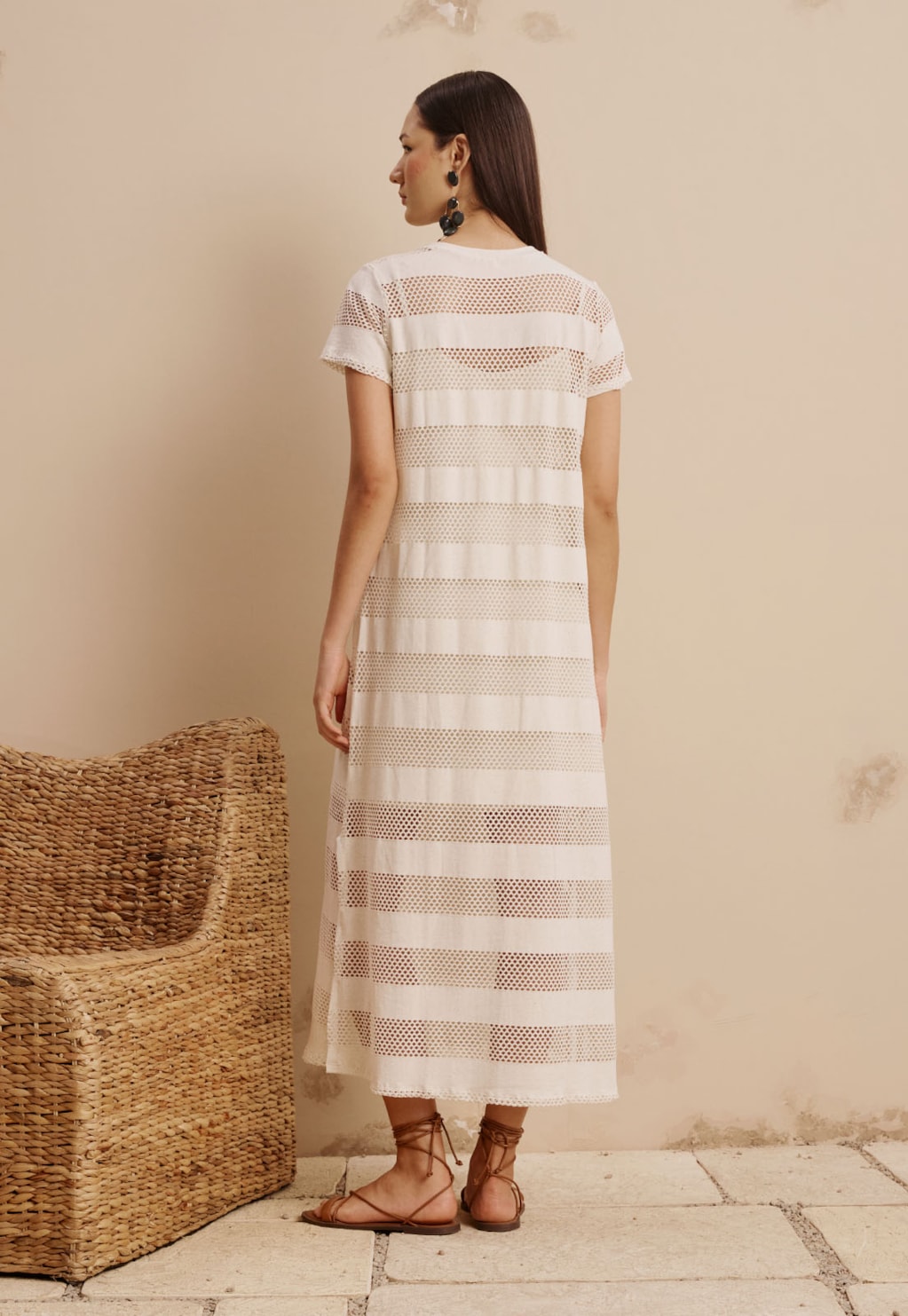 Vestido Longo Camisetão Malha Rendada