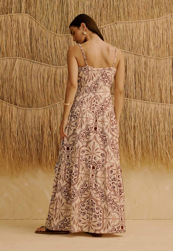 Vestido Longo com Babados Estampado Palmas Del Sol Vista Traseira