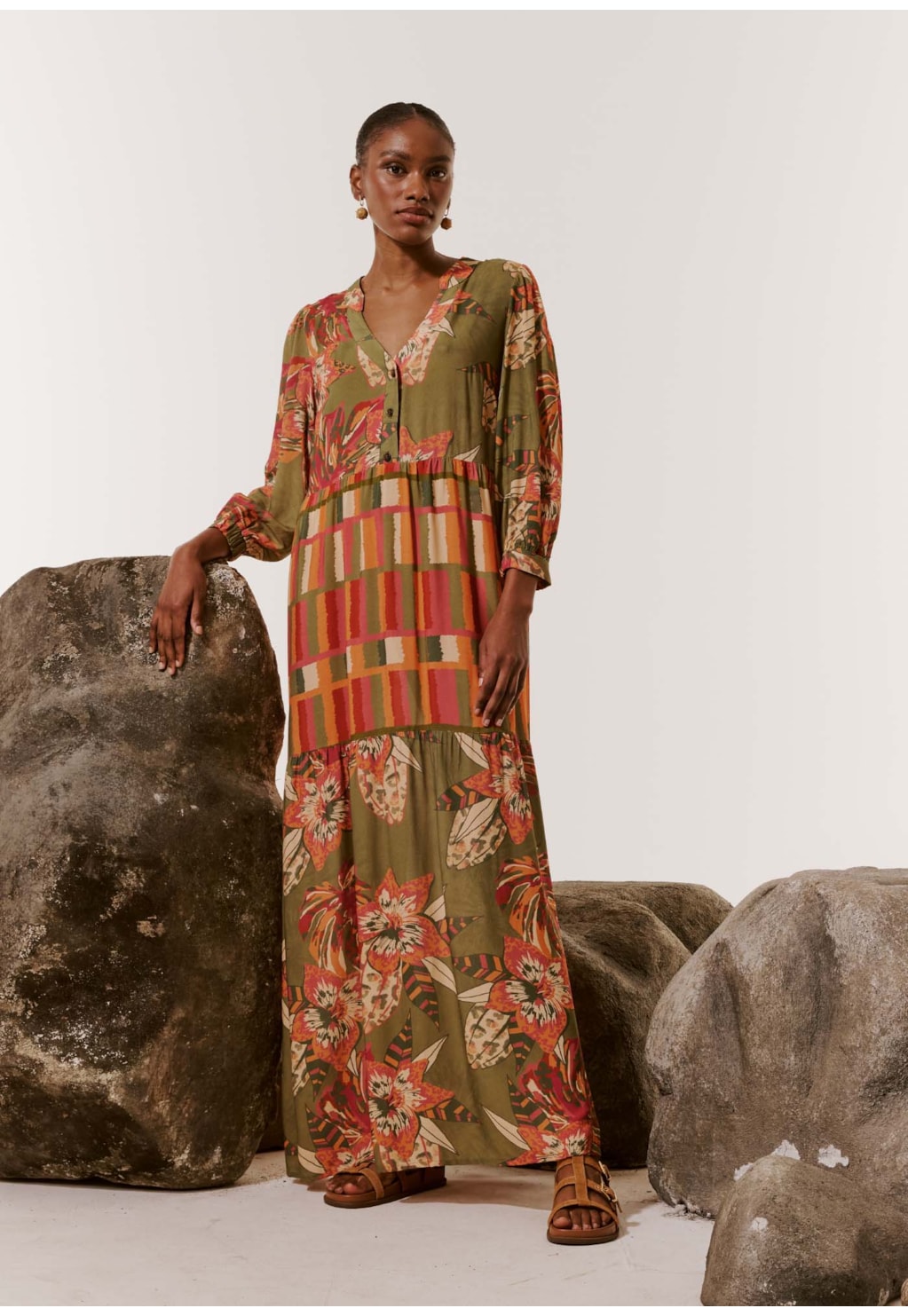 Vestido Longo com Manga Estampado Flor do Cerrado