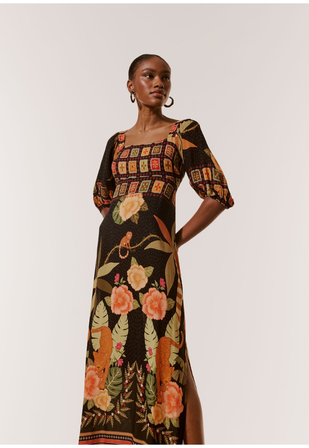 Vestido Longo com Mangas Bufantes Estampado Pequi