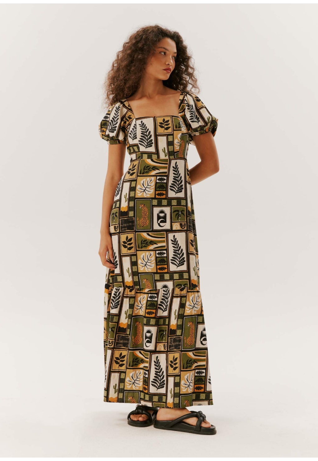 Vestido Longo com Maria Estampado Tapeçaria Burle