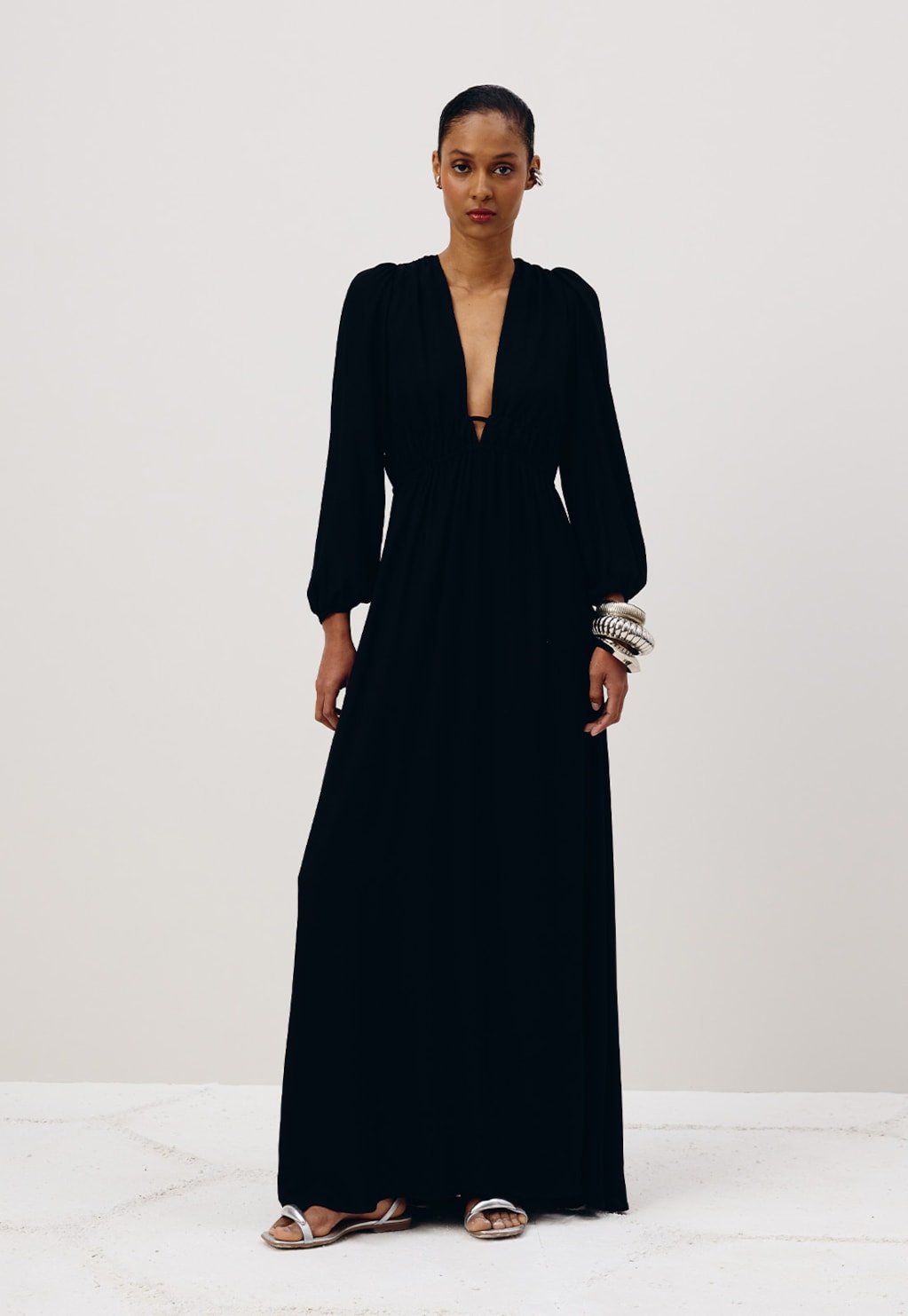 Vestido Longo Decotado