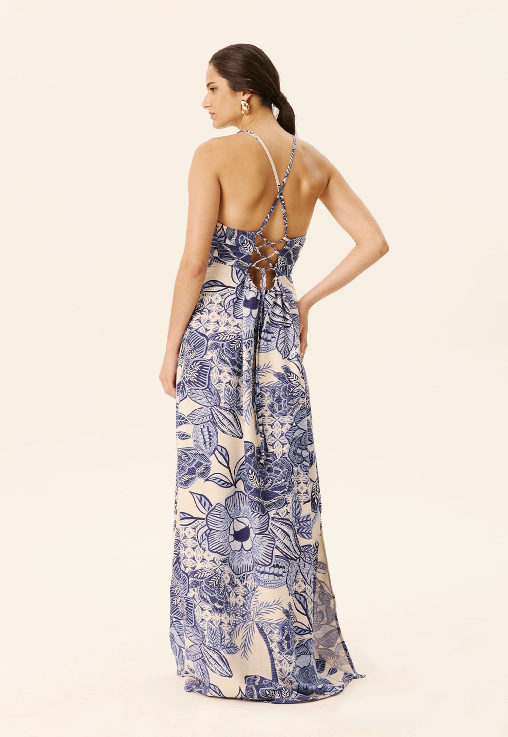 Vestido Longo Decote Alto Aselha Estampado Melodia