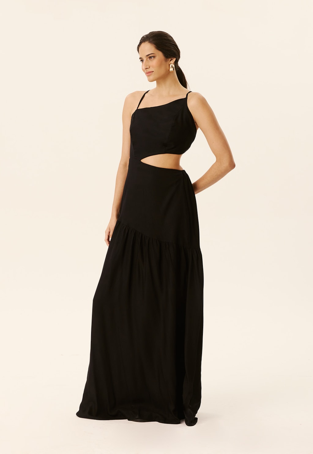 Vestido Longo Decote Assimétrico