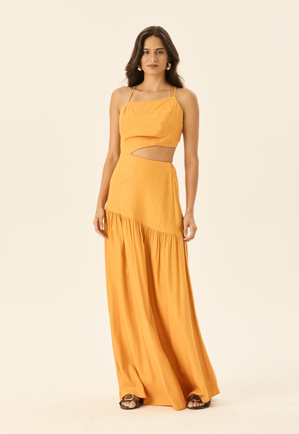 Vestido Longo Decote Assimétrico