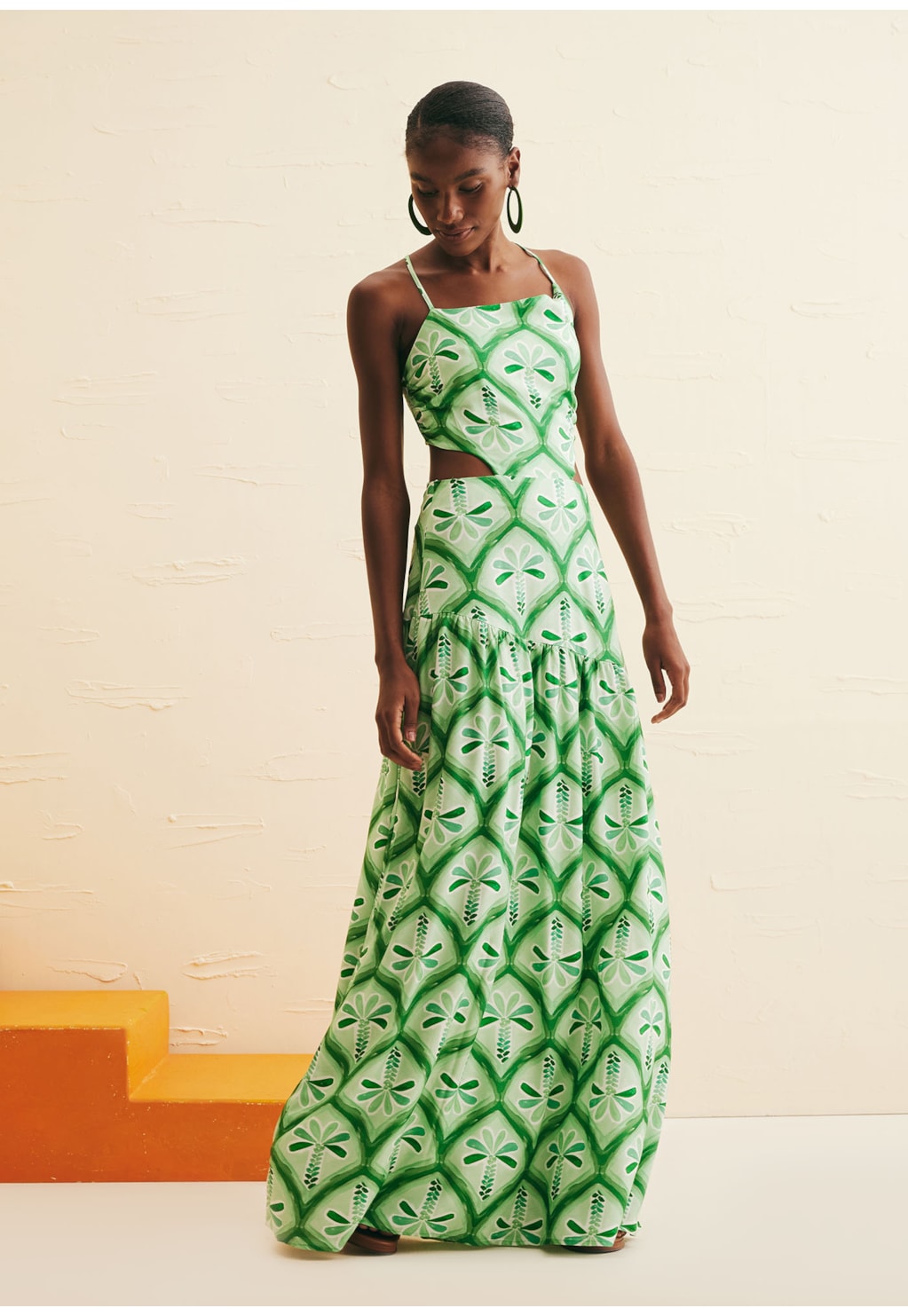 Vestido Longo Decote Assimétrico Estampado Gunga