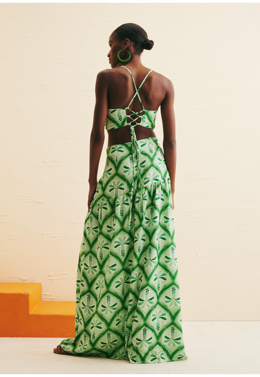 Vestido Longo Decote Assimétrico Estampado Gunga