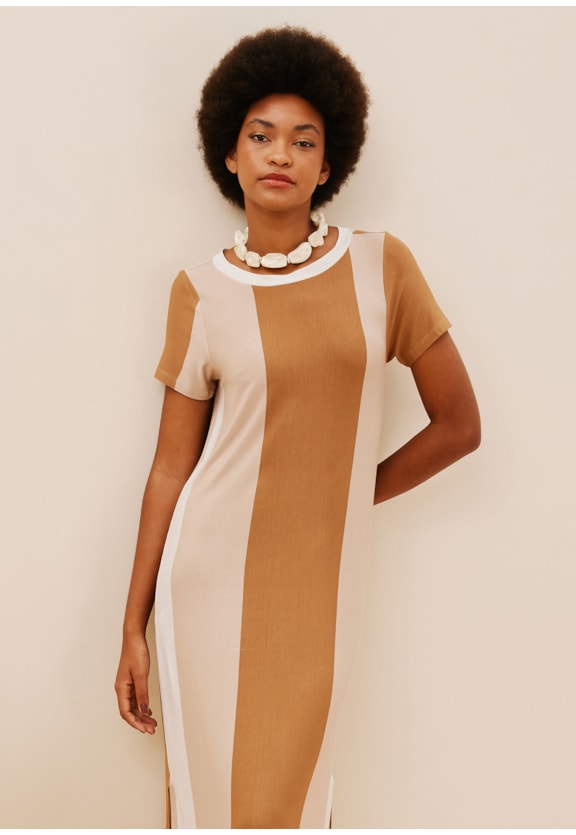 Vestido Longo Decote Canoa Vista Traseira