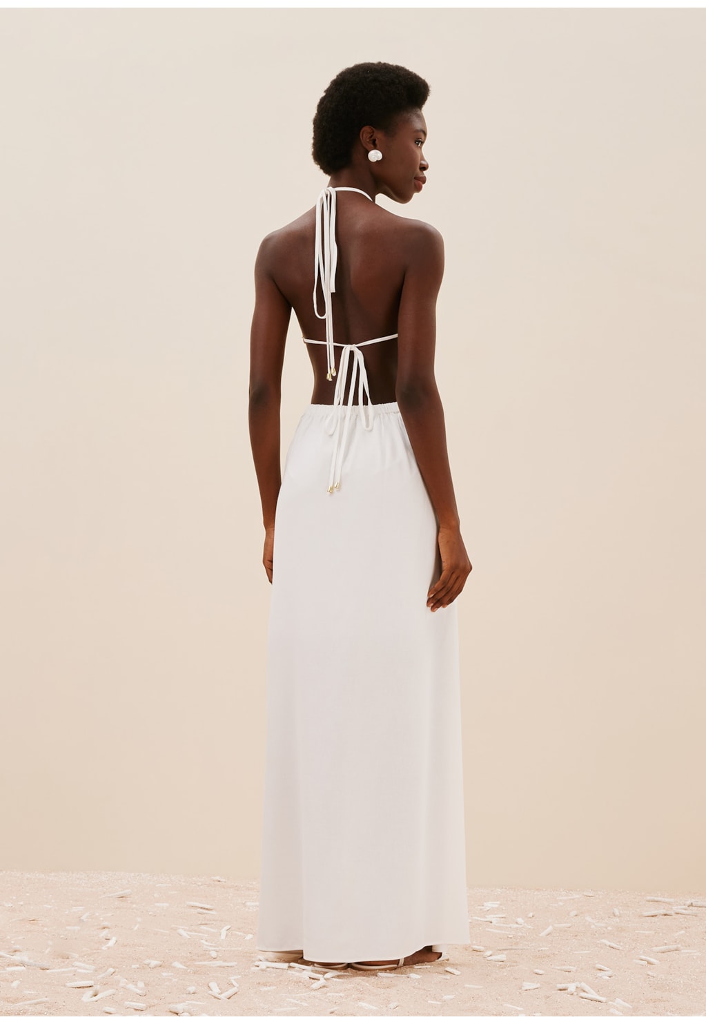 Vestido Longo Decote Flor Bordado