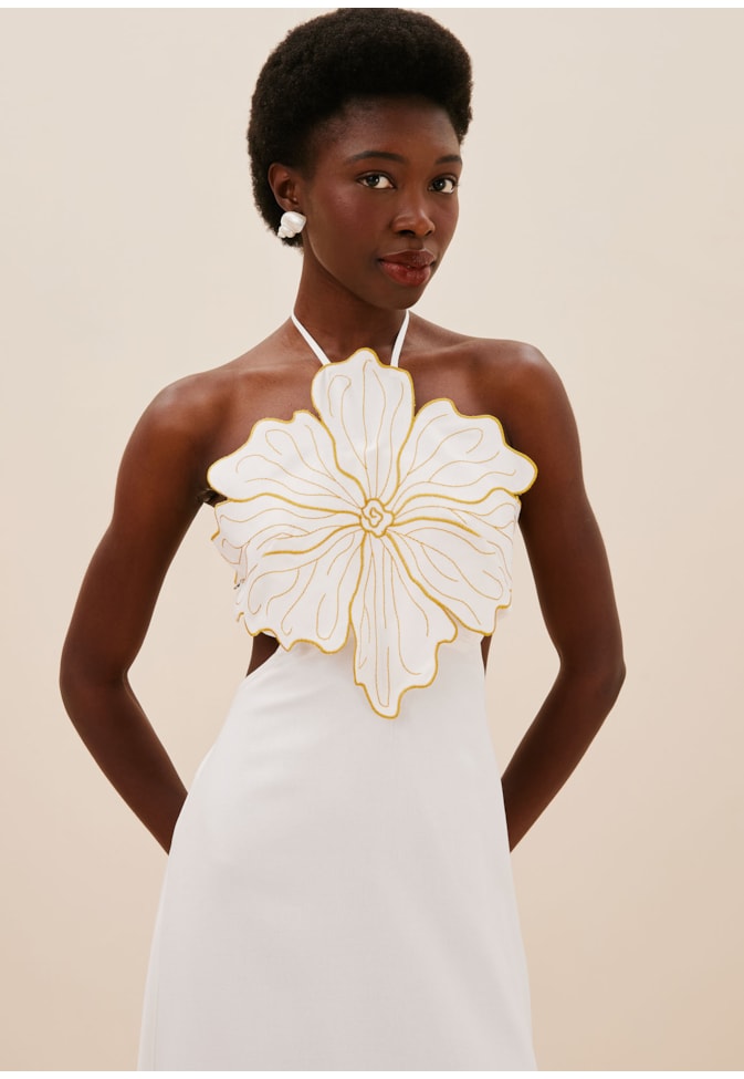 Vestido Longo Decote Flor Bordado