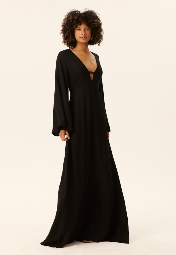 Vestido Longo Decote Pedras