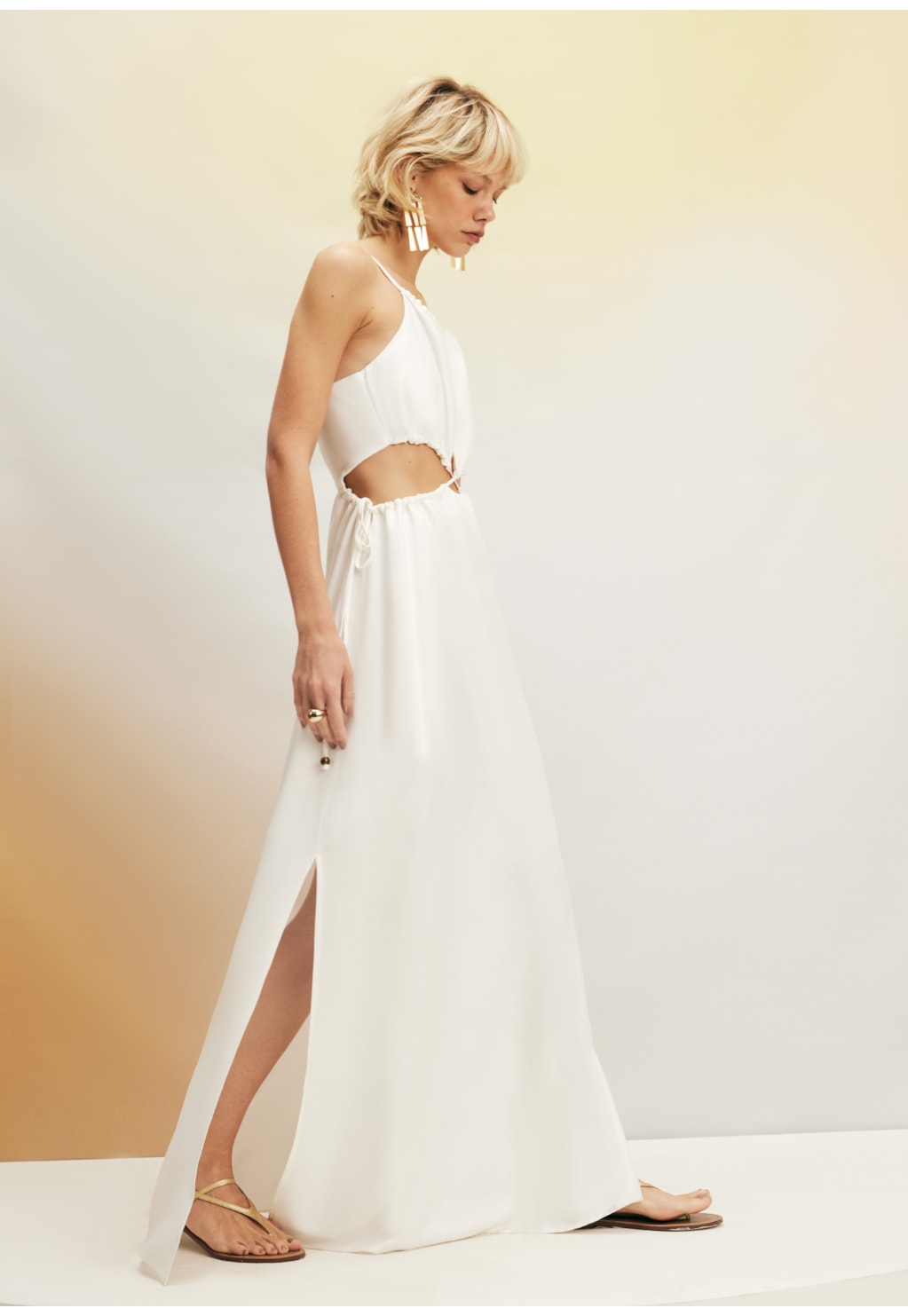 Vestido Longo Decote Profundo Liso