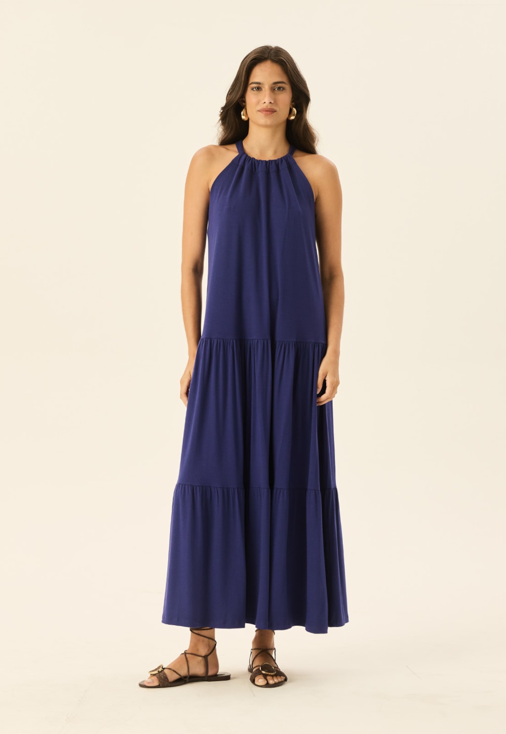 Vestido Longo Decote Túnel Com Marias
