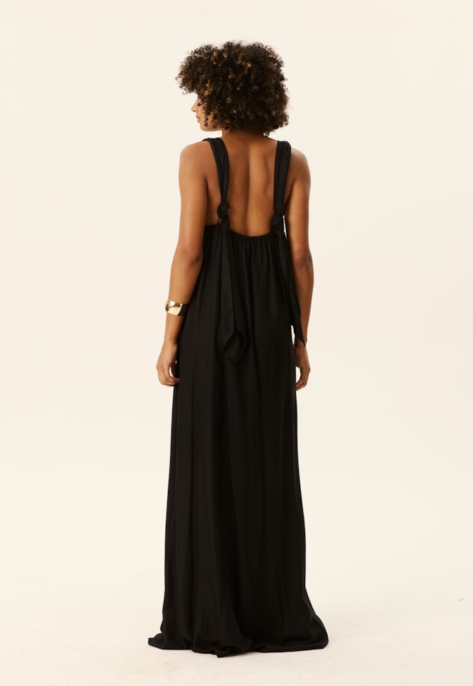 Vestido Longo Detalhe Argola