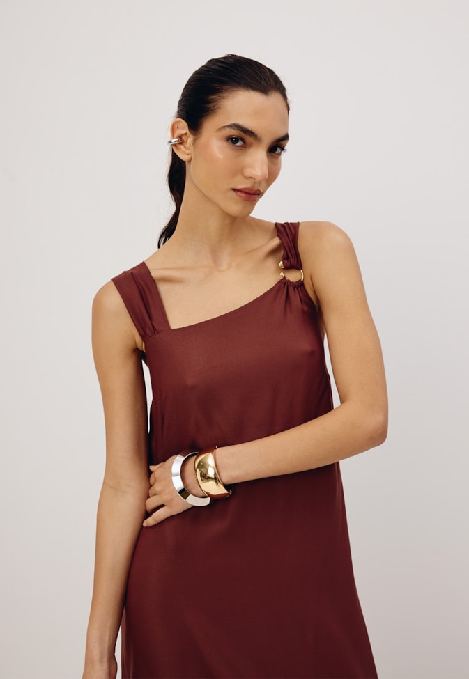 Vestido Longo Detalhe Argola