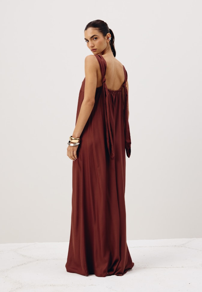 Vestido Longo Detalhe Argola