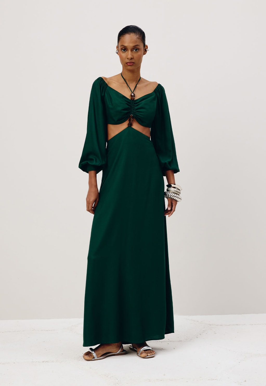 Vestido Longo Detalhe Pedras