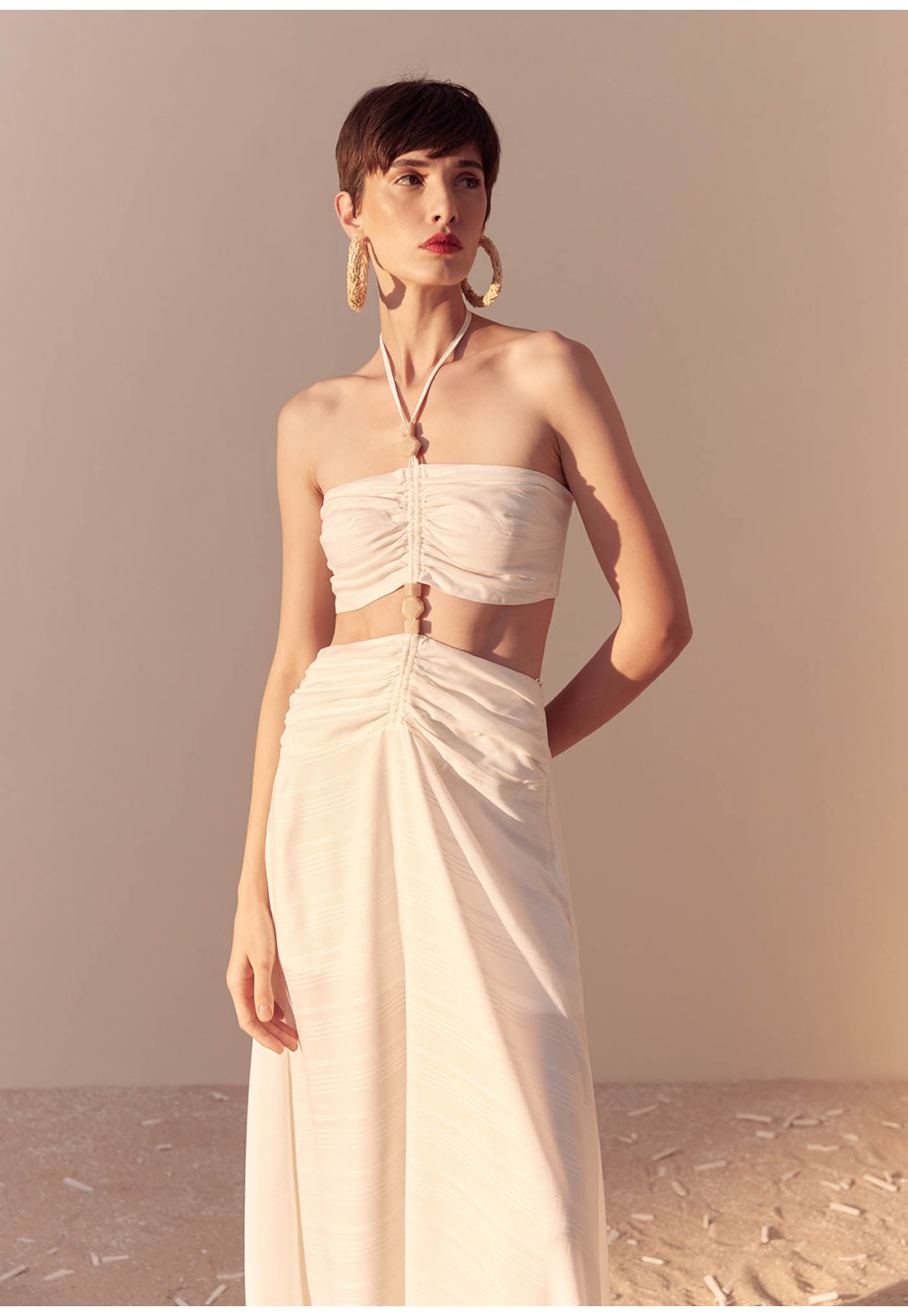 Vestido Longo Detalhe Túnel e Ponteiras