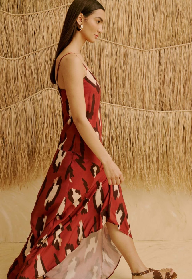 Vestido Longo Drop Waist Estampado Chimu Marrom