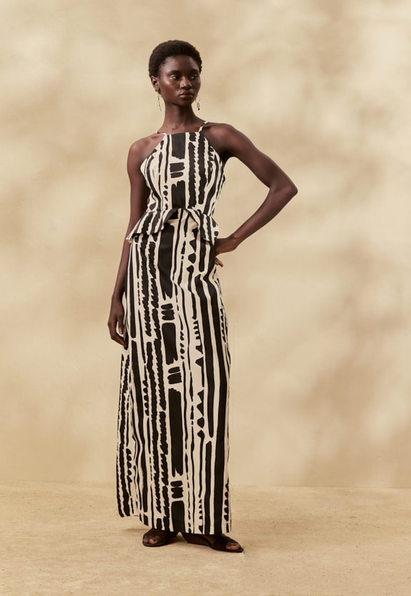 Vestido Longo Estampado Linea Vista Frontal