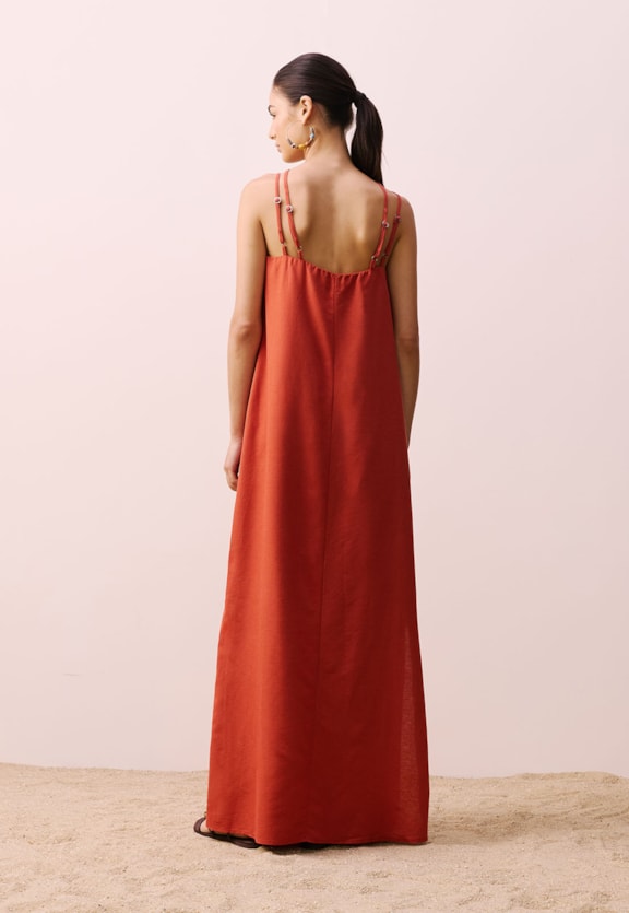 Vestido Longo Folha Bordada Vista Traseira