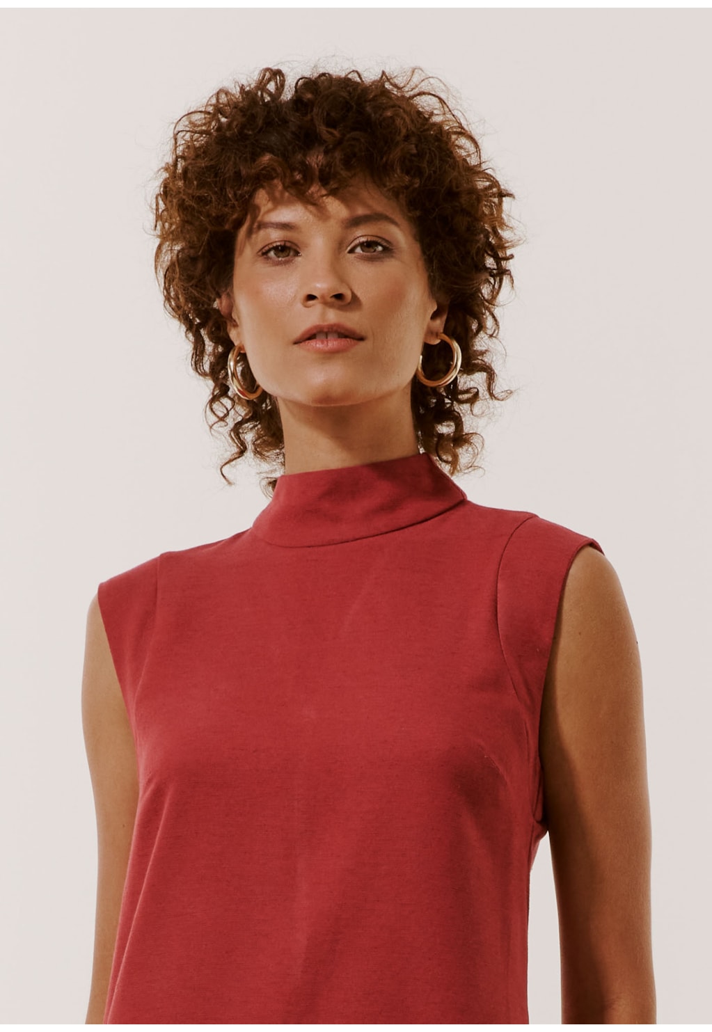 Vestido Longo Gola Alta