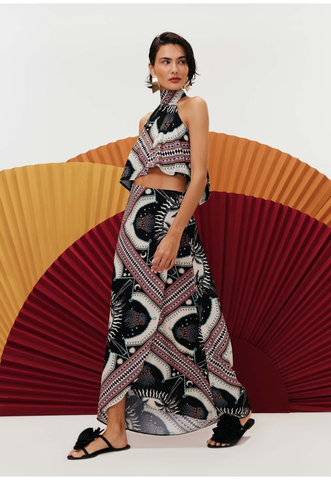 Vestido Longo Gola Alta Estampado Cúmbia