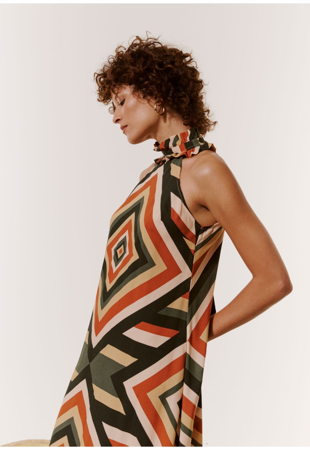 Vestido Longo Gola Alta Estampado Igarapés