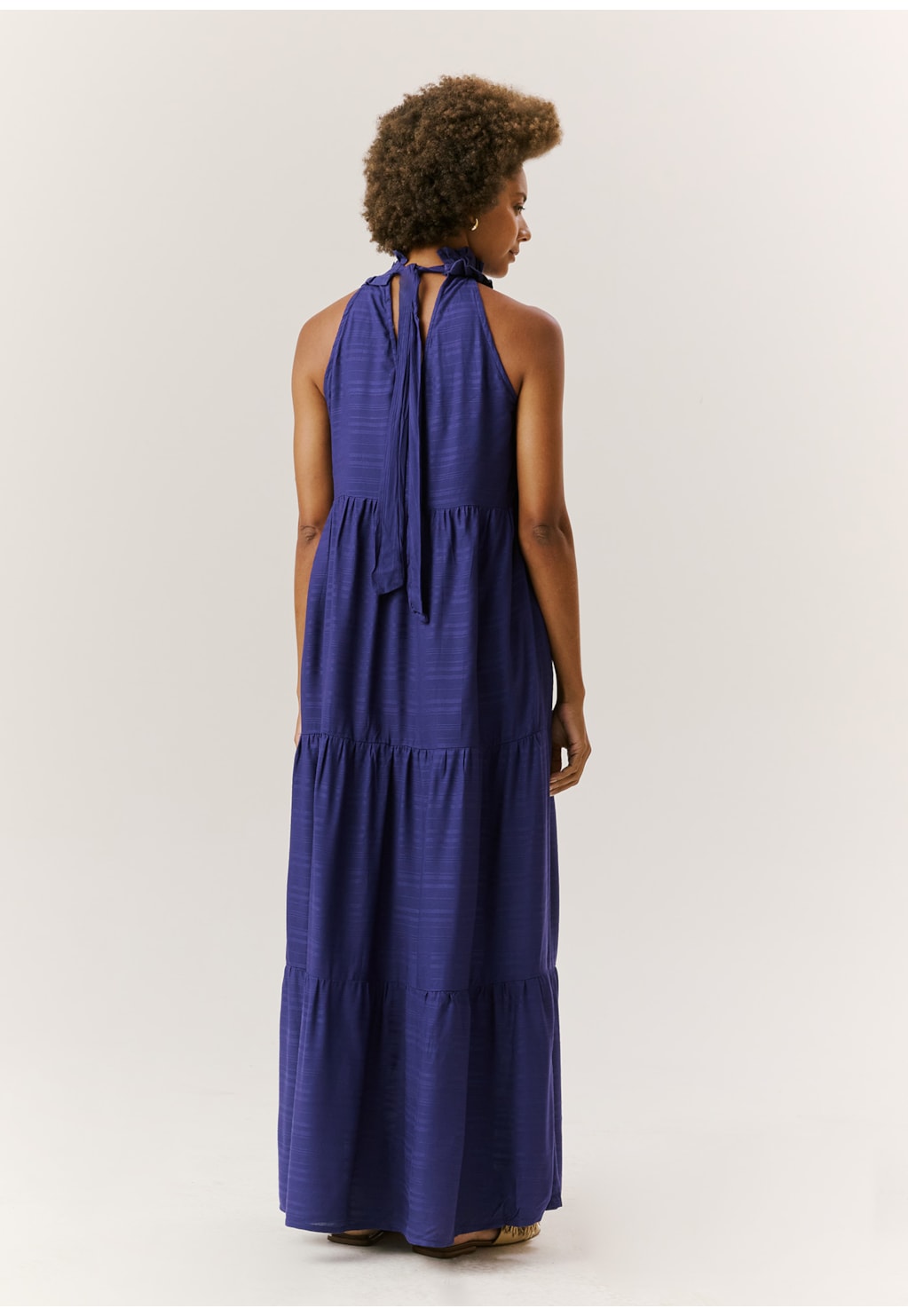 Vestido Longo Gola Jogo de Listras