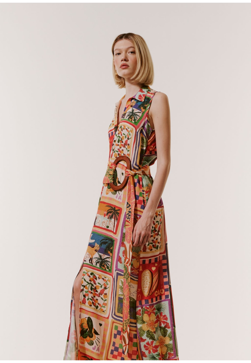 Vestido Longo Golinha Estampado Patch Cerrado