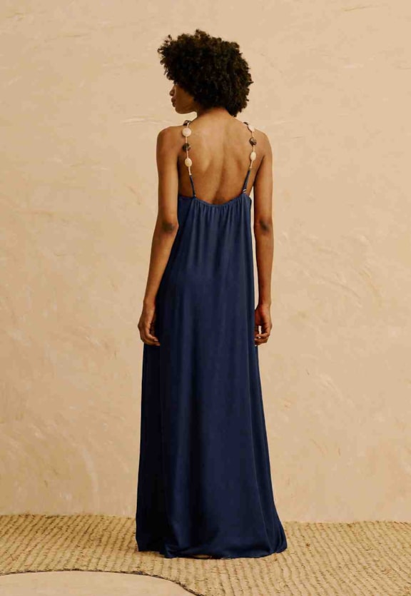 Vestido Longo Liso Alça com Pedras Vista Traseira