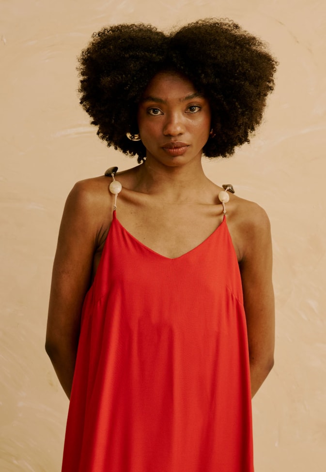 Vestido Longo Liso Alça com Pedras