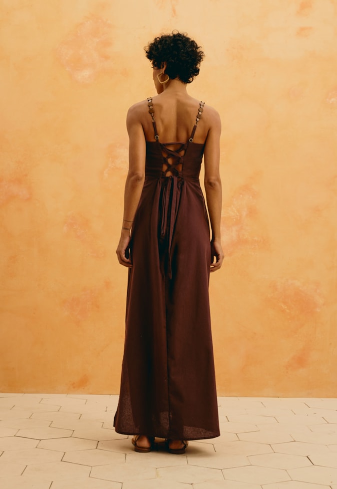 Vestido Longo Liso Alça Madeira