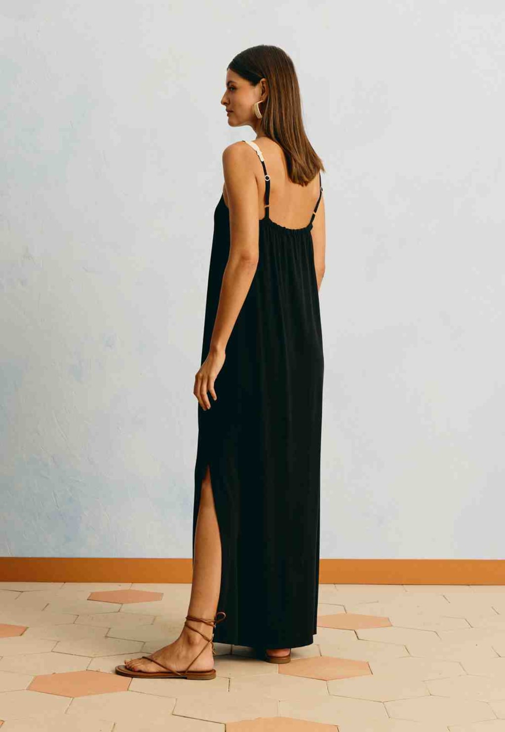 Vestido Longo Liso Alça Peixes