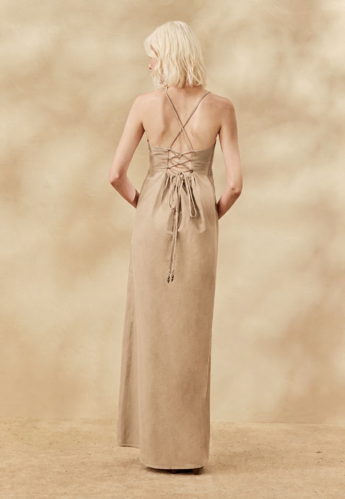 Vestido Longo Liso Amarração Costas