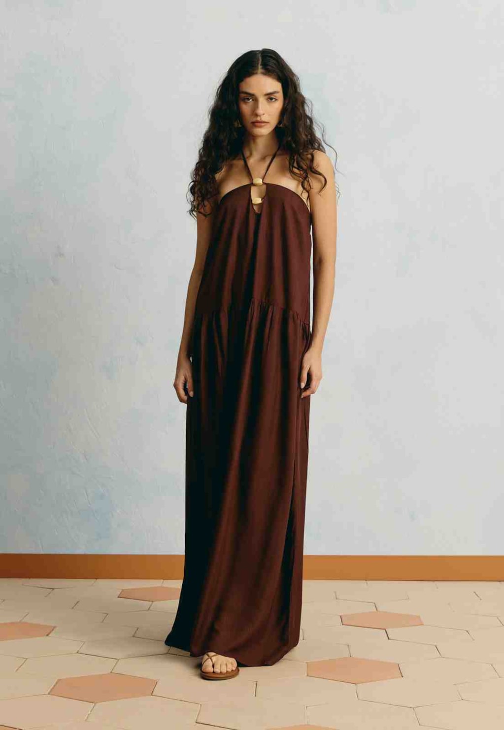 Vestido Longo Liso Amarração Rolotê