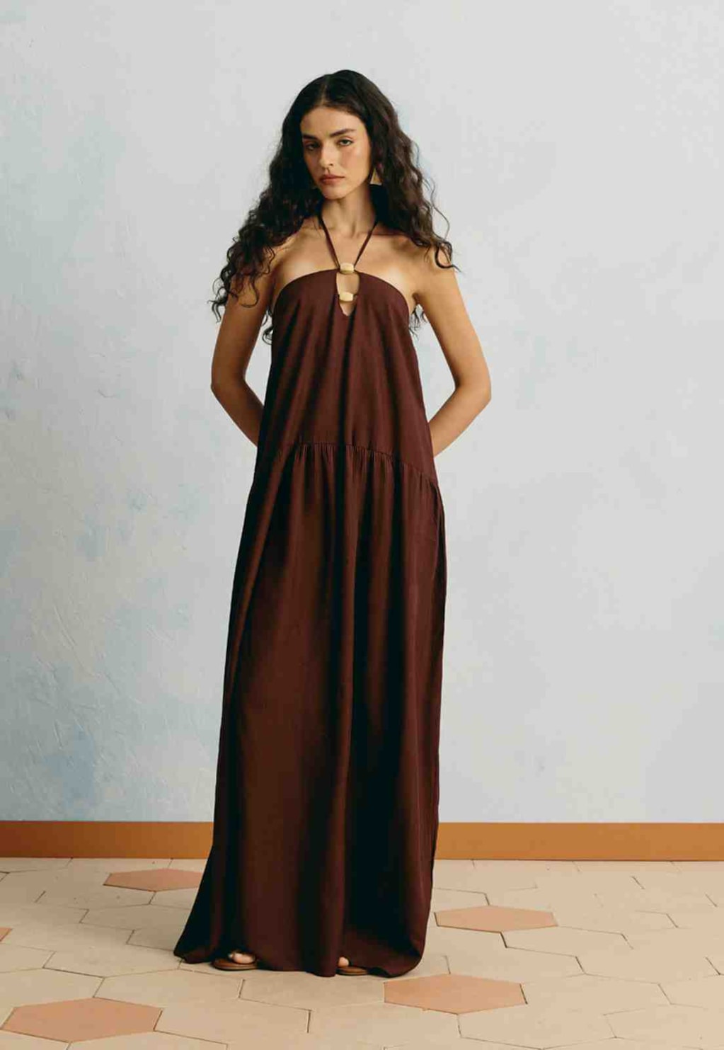 Vestido Longo Liso Amarração Rolotê