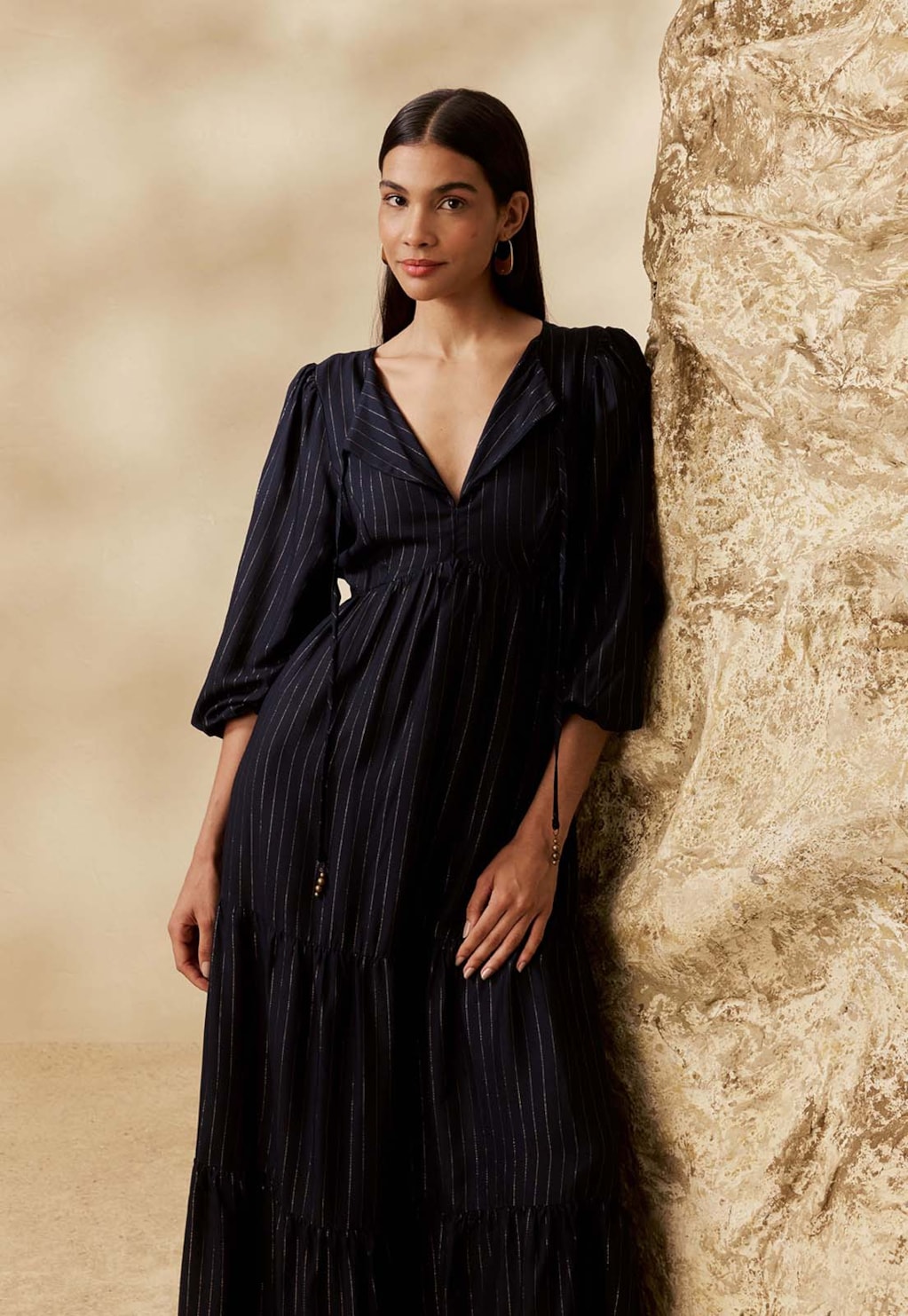 Vestido Longo Liso Babado