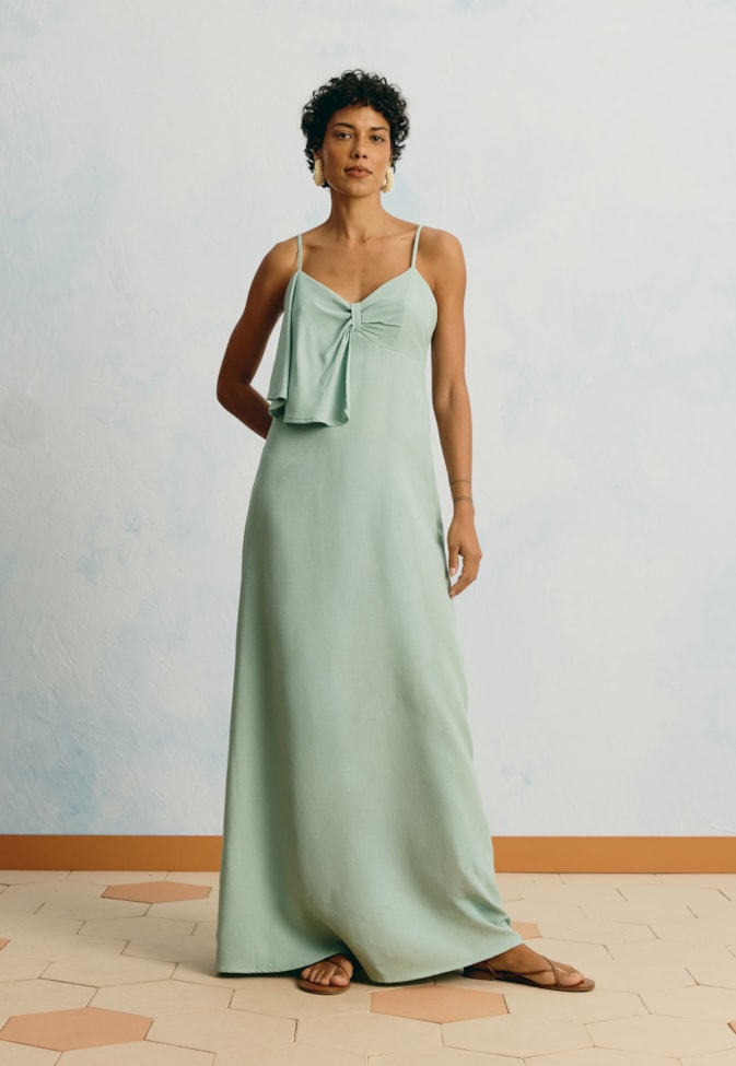 Vestido Longo Liso Busto Cascata