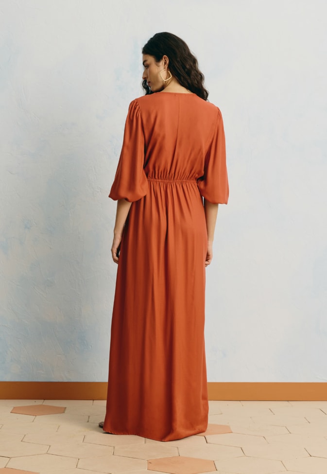 Vestido Longo Liso Detalhe Lenço