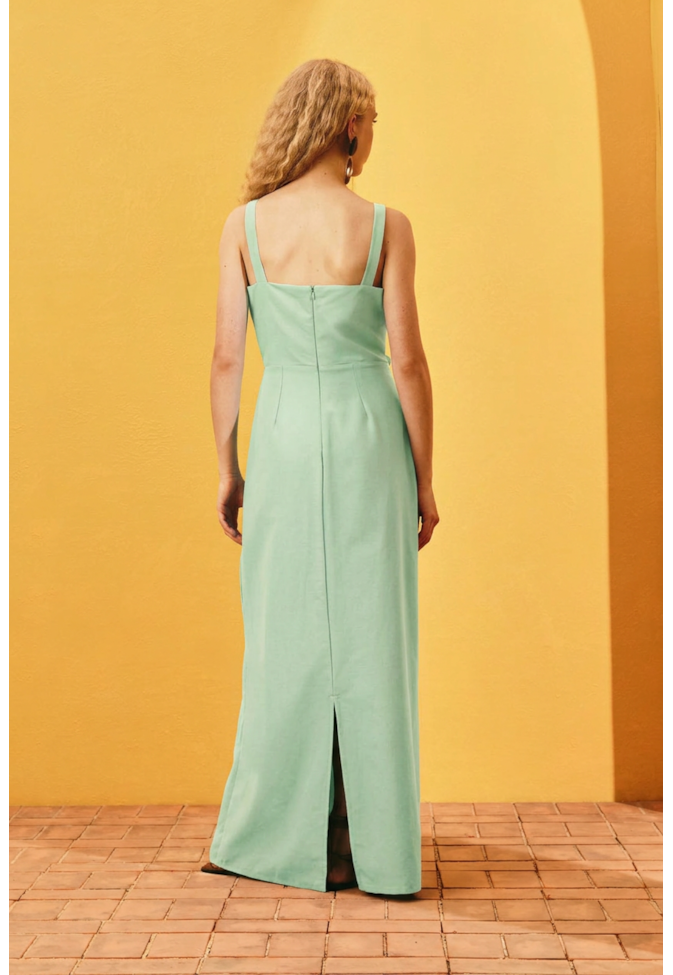 Vestido Longo Liso Detalhe Ponteiras