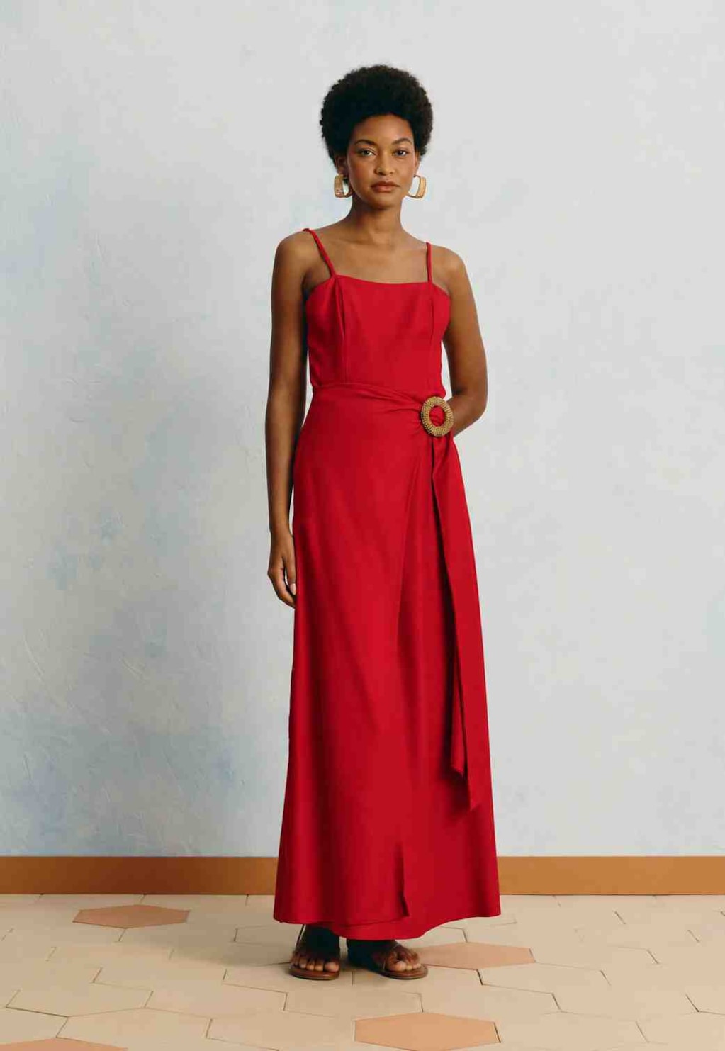 Vestido Longo Liso Fivela 