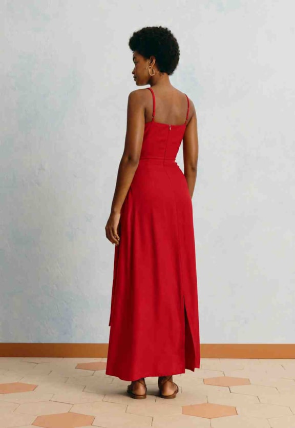 Vestido Longo Liso Fivela  Vista Traseira