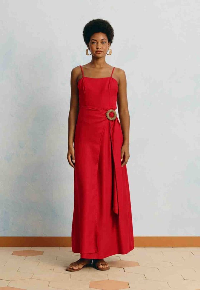 Vestido Longo Liso Fivela 