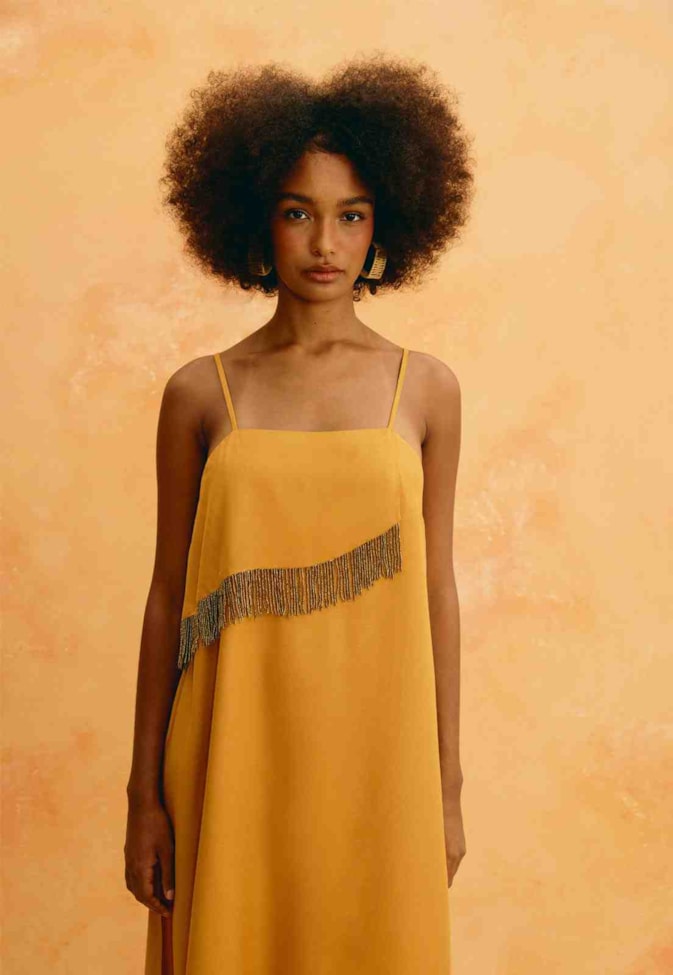 Vestido Longo Liso Franja Miçangas