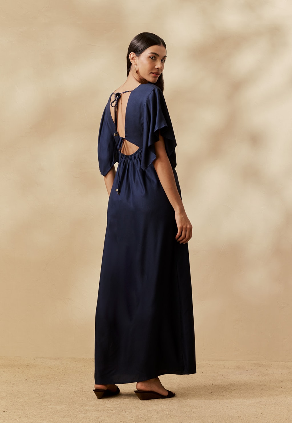 Vestido Longo Liso Manga Ampla