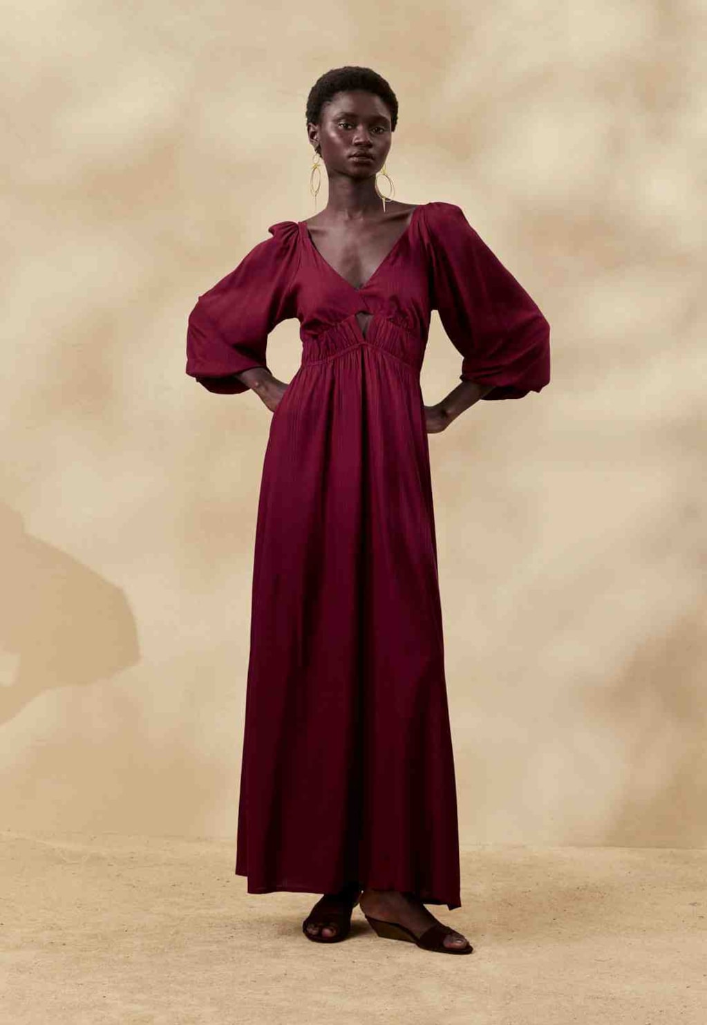 Vestido Longo Liso Mangas
